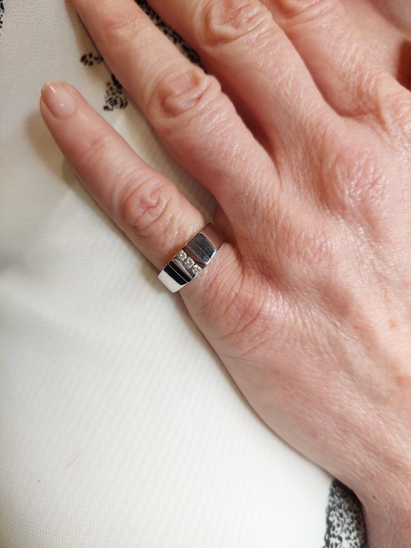 Bague trilogie diamants en or blanc