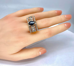 Importante bague en or jaune 18 carats en diamants et saphir