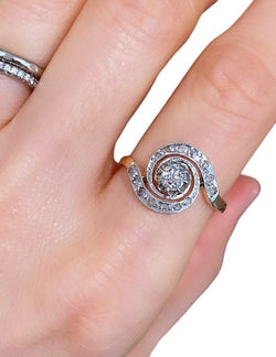 Bague tourbillon ancienne, en or Jaune 18k, platine et diamants