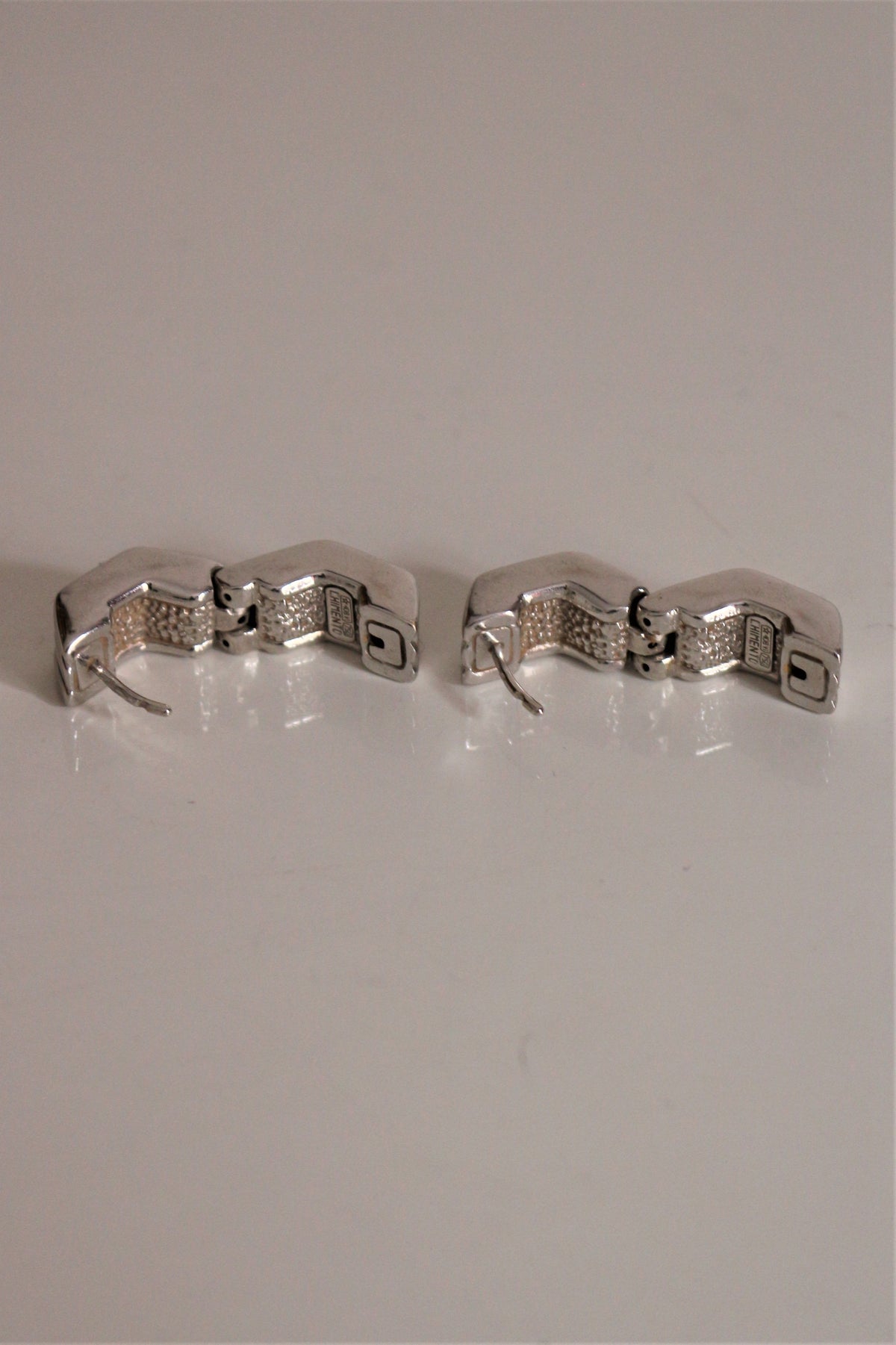 Chimento Vintage White Gold Pierced Earrings
