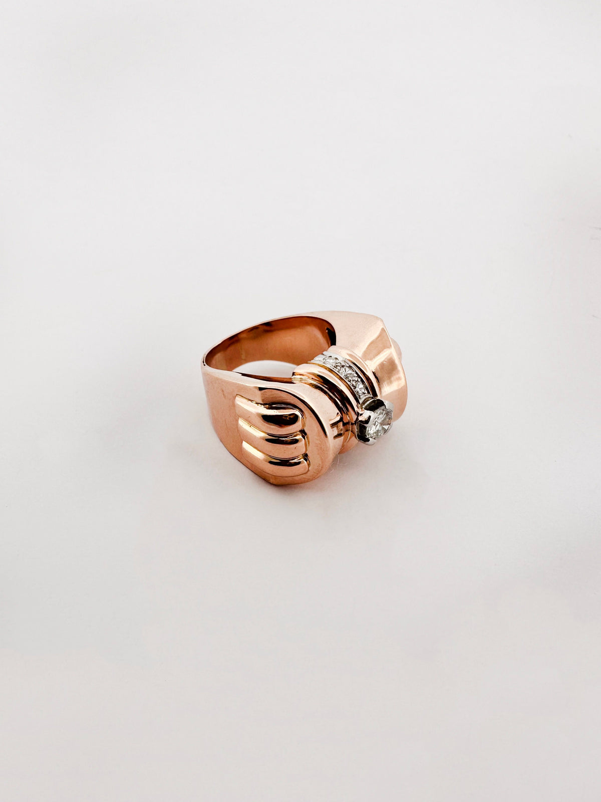 Bague Tank nœud en or rose et diamants