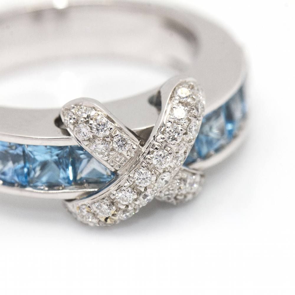 Pre-owned white gold, topaz and diamond ring