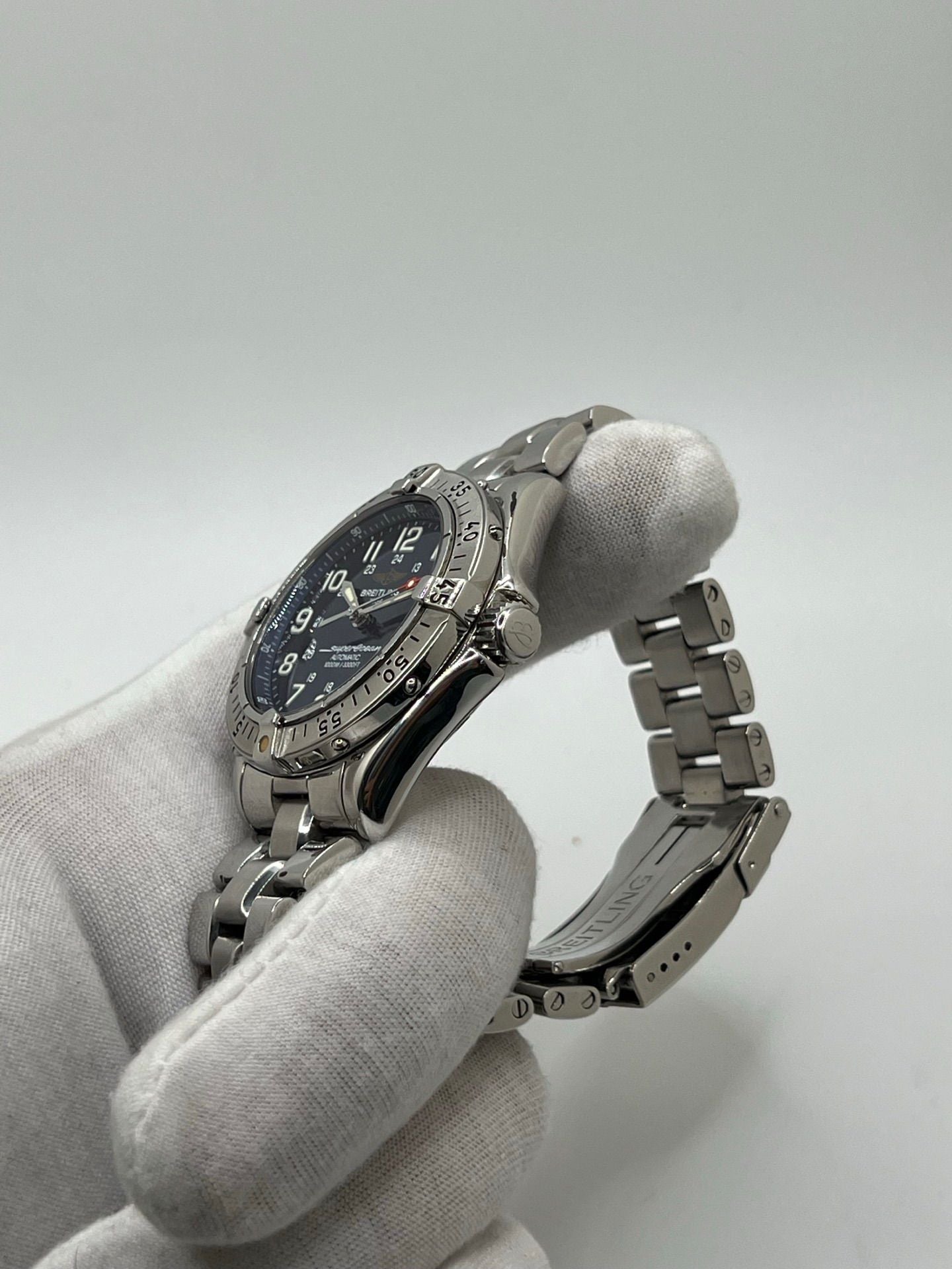 Breitling Superocean Automatic A17040