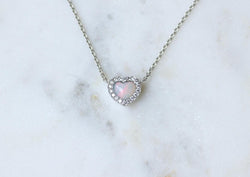 Collier DIOR Happy Birth coeur en or blanc et opale