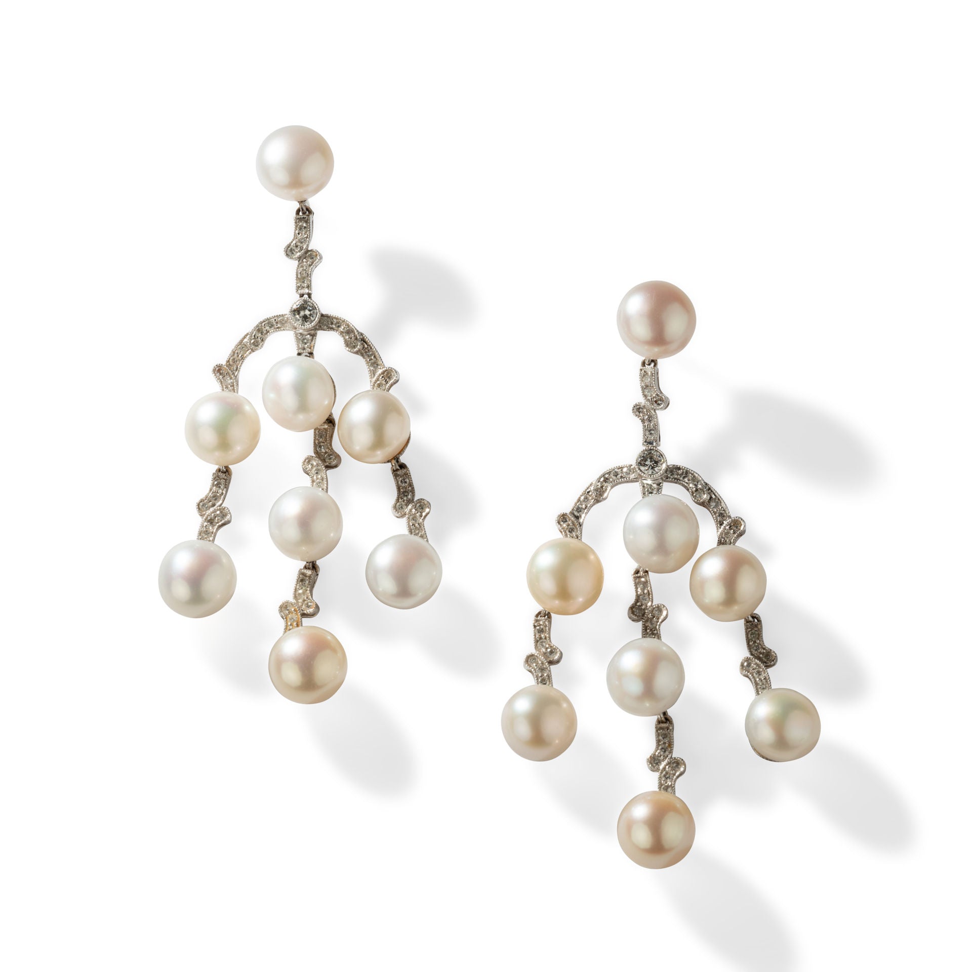 Elégante paire de boucles d'oreille Girandole perles des diamants