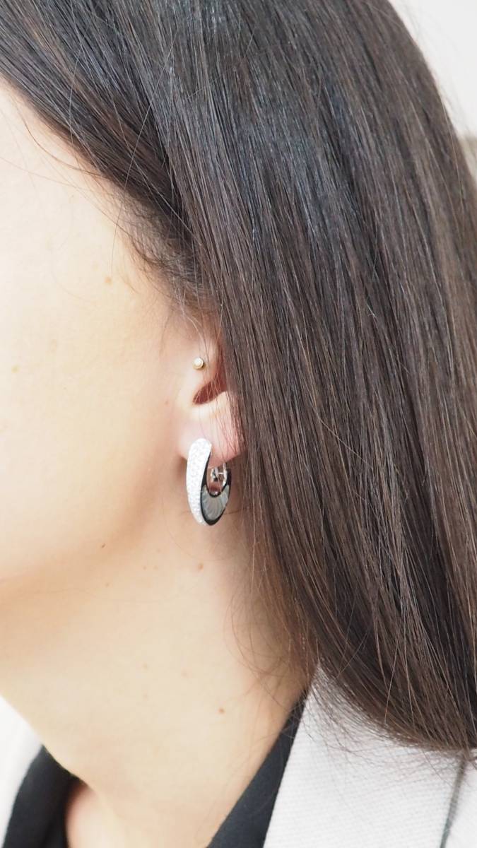 Clips earrings in white gold with Aquamarines and Diamonds