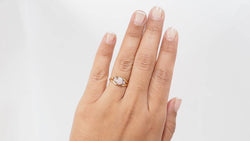 Bague vintage en or jaune et Opale