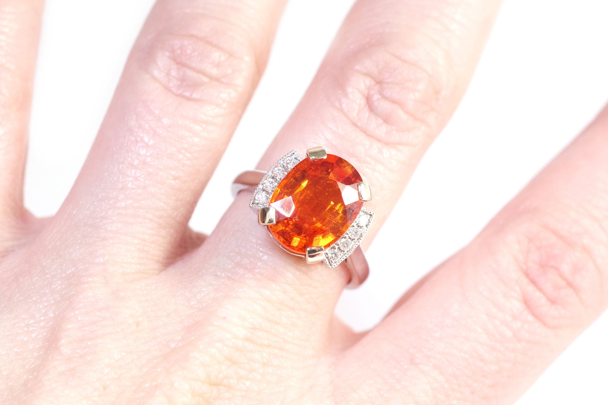 Bague grenat mandarin en or