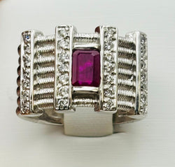 ANILLO DE ORO CON RUBÍ Y DIAMANTES