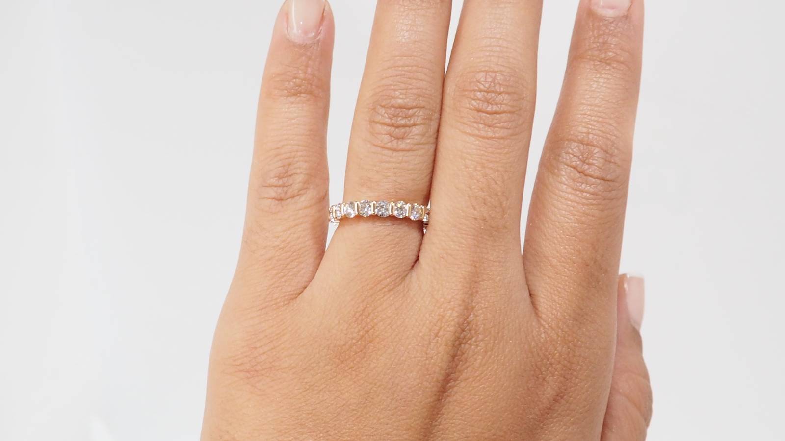 Alliance américaine en or jaune et diamants