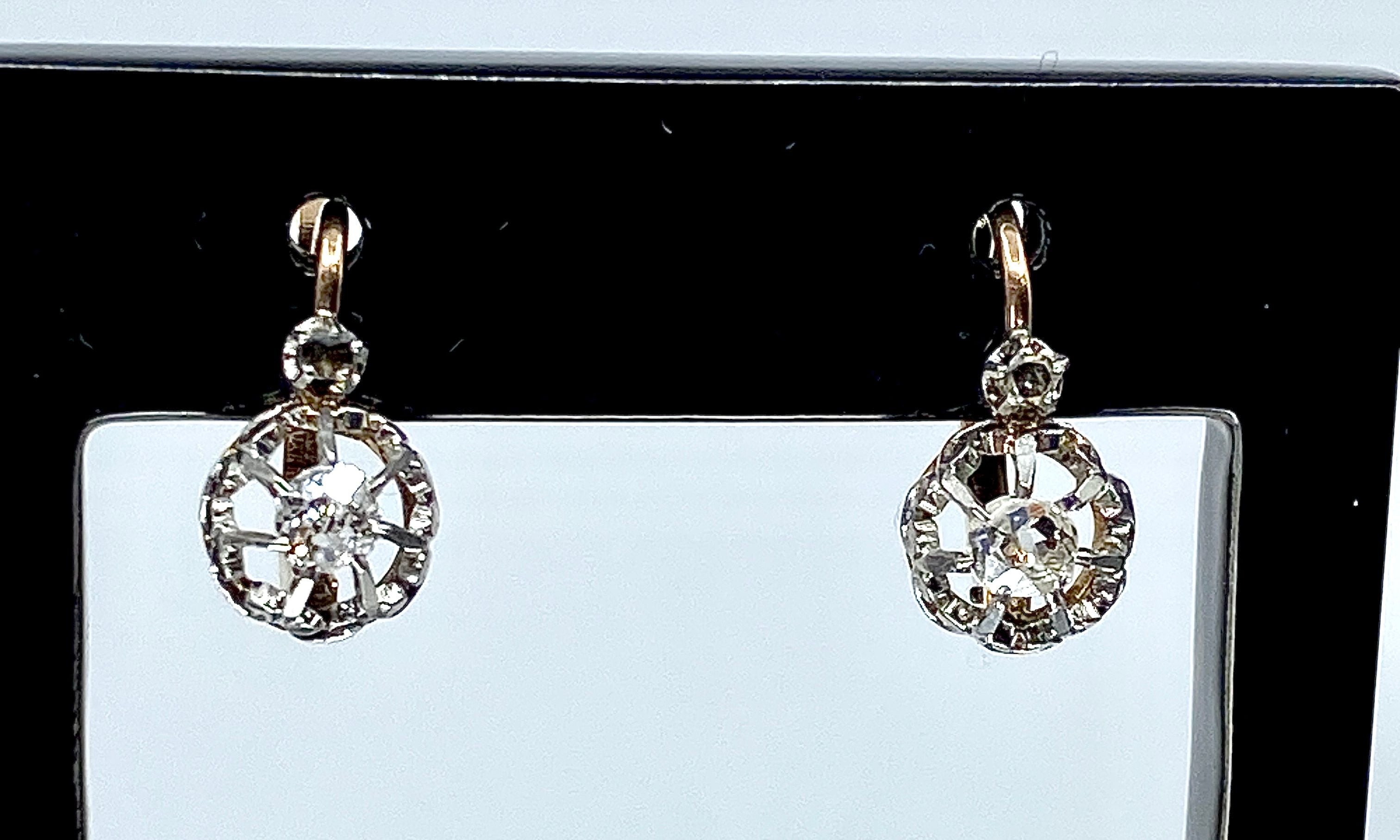 Boucles d’oreilles en or 18 carats et diamants, époque 1900.