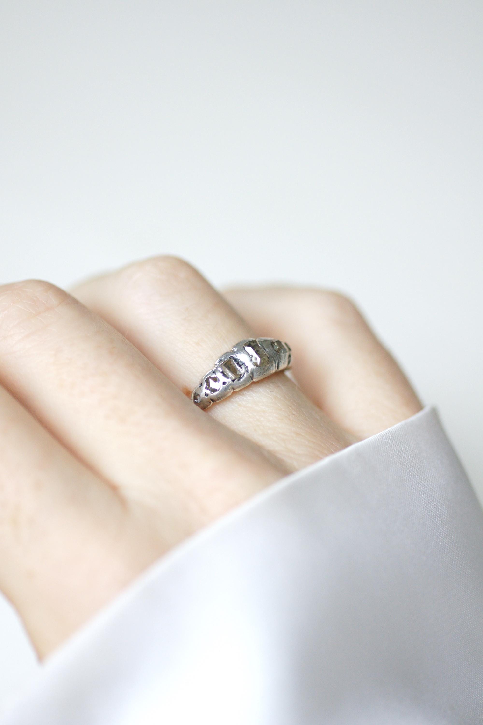 Ring garter in rose gold and silver and diamonds