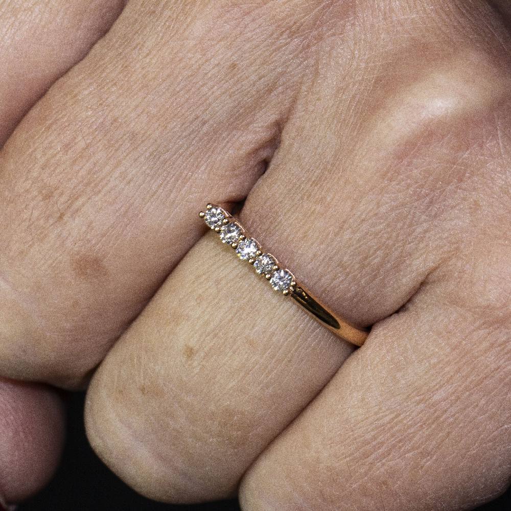 Ring SINGULAR in gold and diamonds