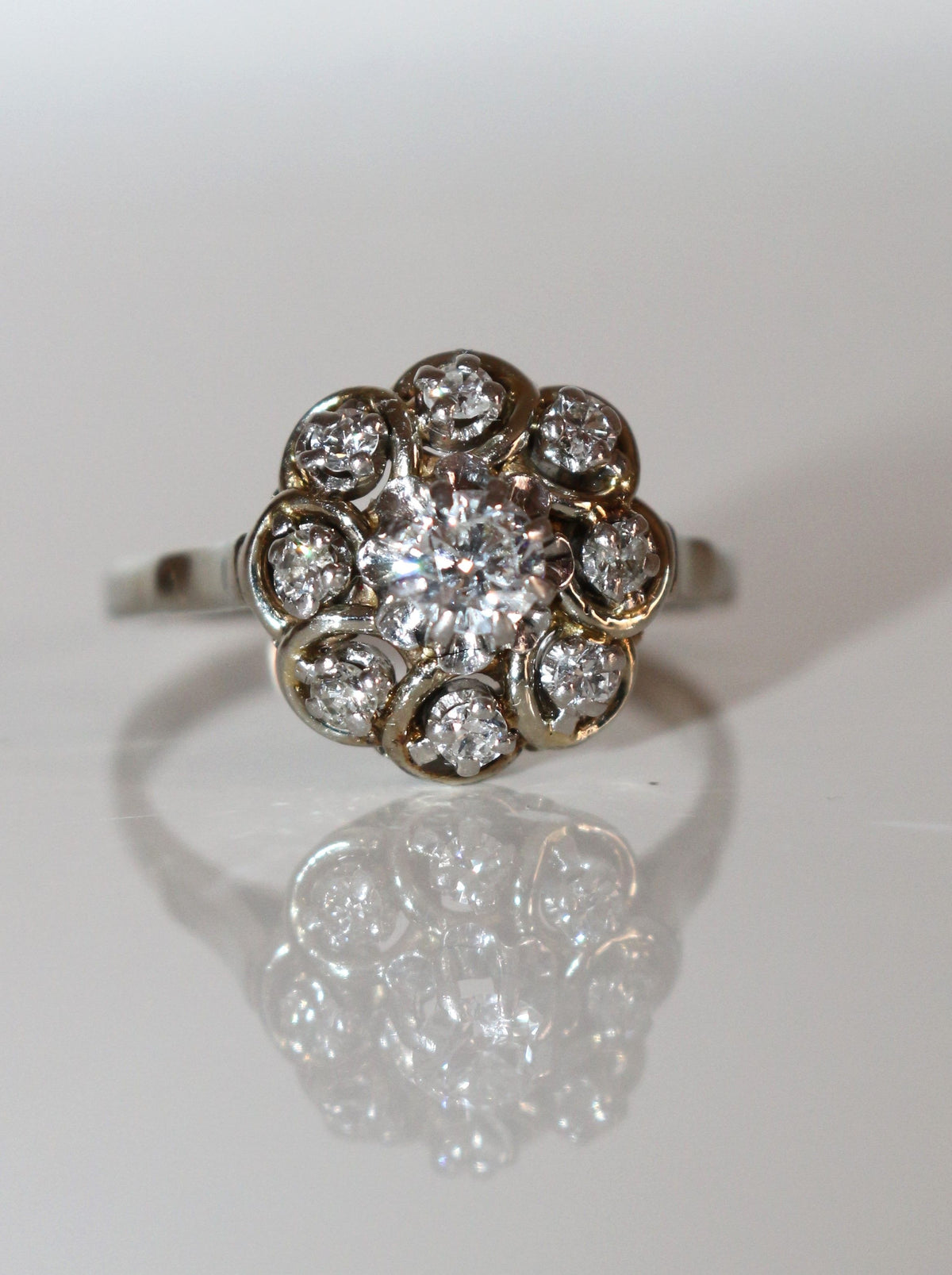 White Gold Diamond Marguerite Ring
