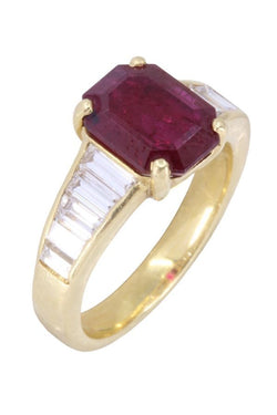 Bague rubis et diamants en or jaune