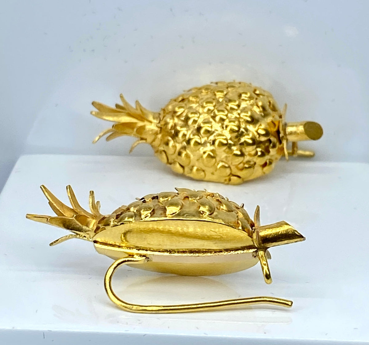 Pair of 18-karat yellow gold pineapple earrings