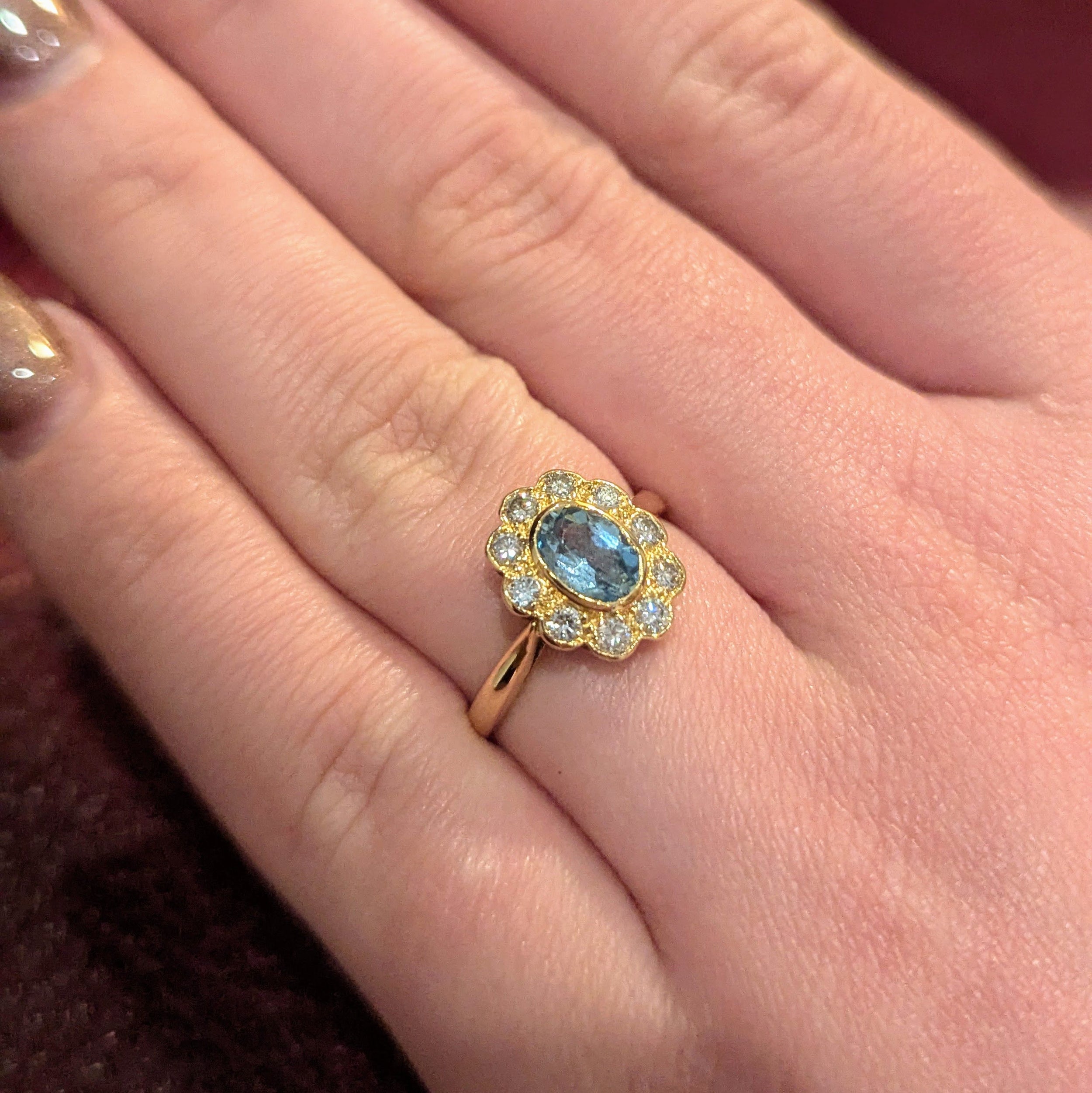 Ring Marguerite en yellow gold, aquamarine and diamonds