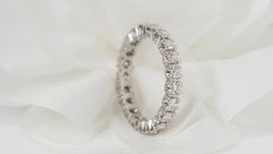 Alliance ring in white gold and diamonds