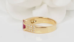 Yellow gold, ruby ​​and diamond ring