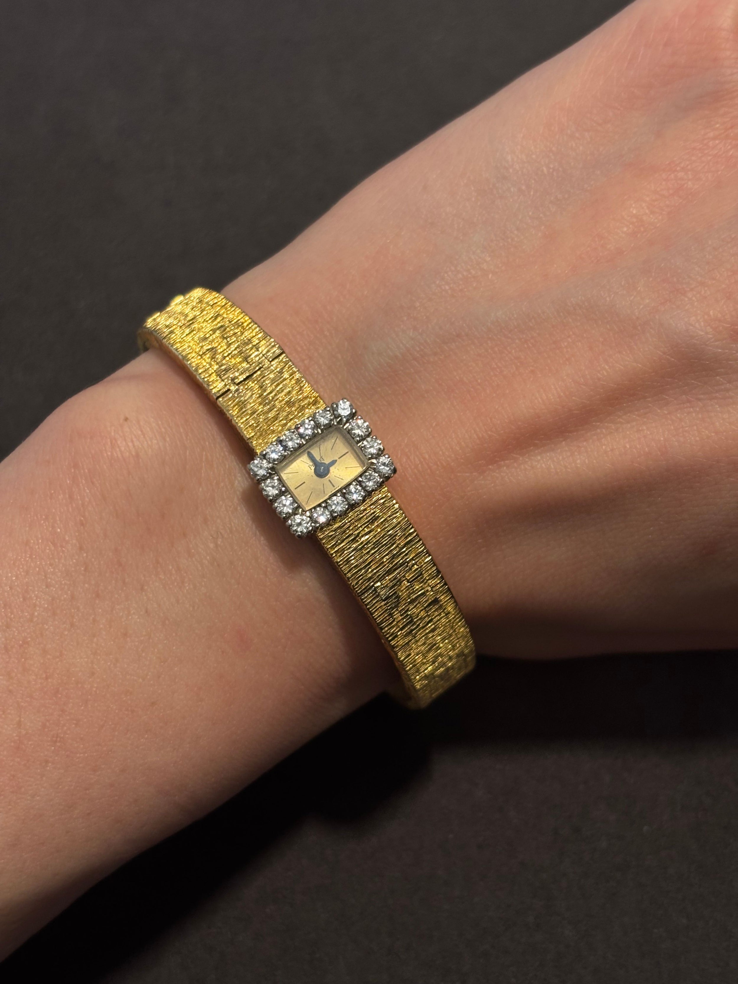 Watch PIAGET in yellow gold and diamonds