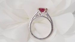 White gold, ruby ​​and diamond ring 