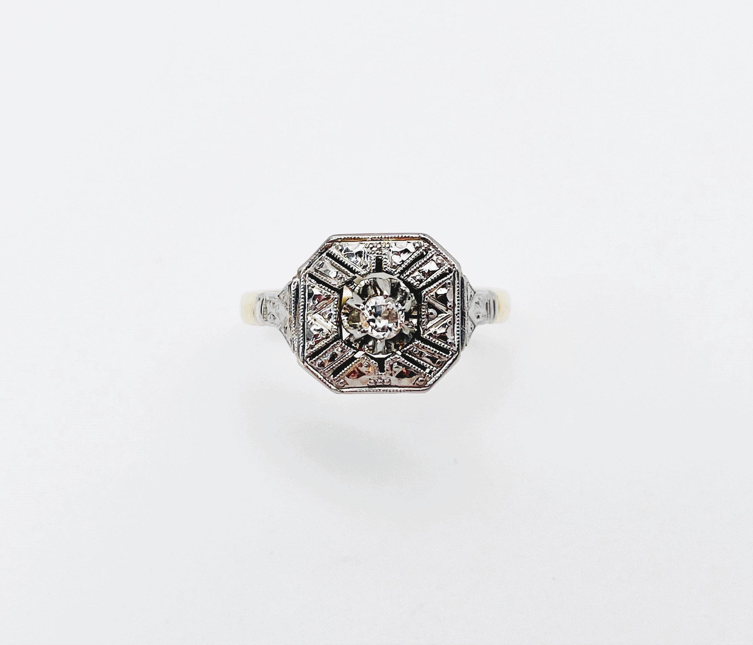 Bague solitaire diamant Art Déco en or jaune et blanc