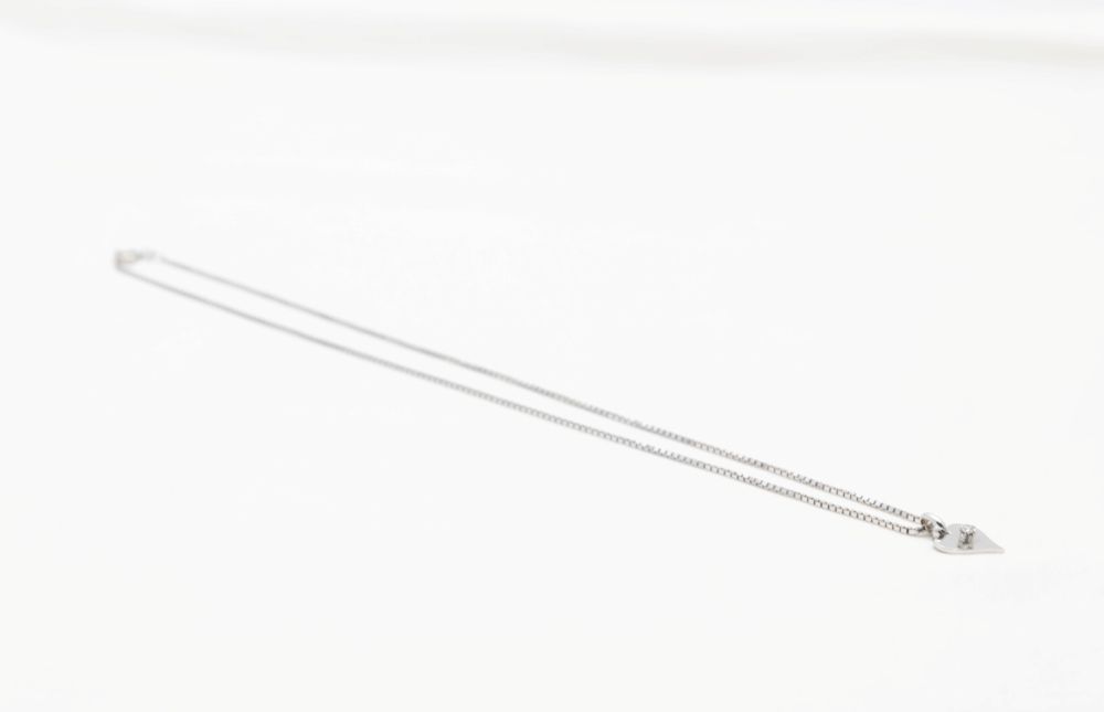 Collier maille solide en or blanc et diamant