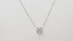 Collier Dinh Van Le Cube diamant en or blanc et diamant