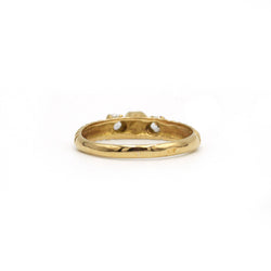 Ring - Yellow gold, sapphire and diamonds
