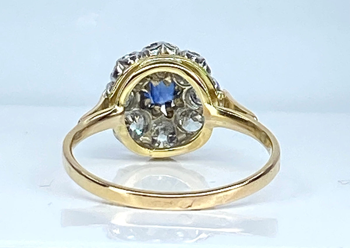Ring Marguerite en yellow gold, sapphire and diamonds