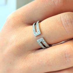 Bague en or blanc et pavage diamants