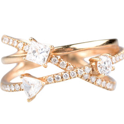 Bague design flèche croisée en or jaune et diamants