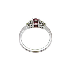 Bague style vintage en or blanc et tourmaline