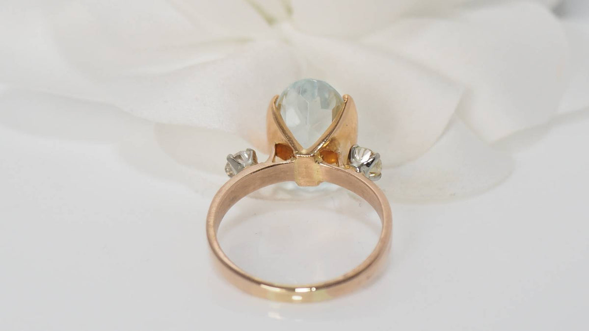 Yellow gold, aquamarine and diamond ring 