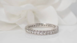 Alliance en or blanc et diamants (0,90carat)