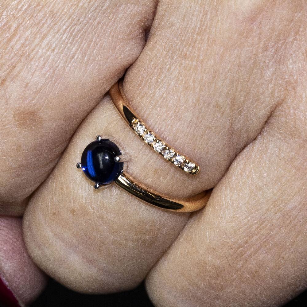 Ring RAY in sapphire and gold