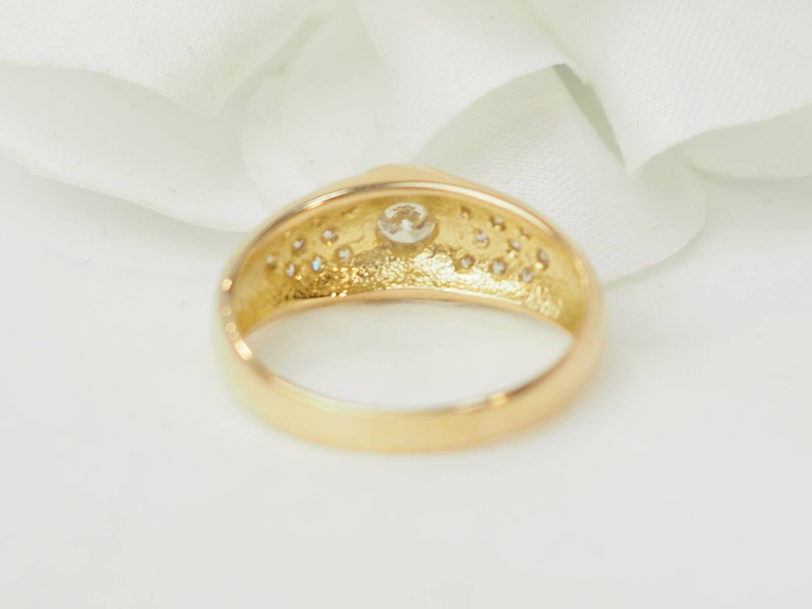 Ring rush in yellow gold and diamond