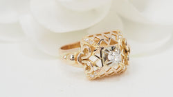 Bague ajourée en or jaune et diamant