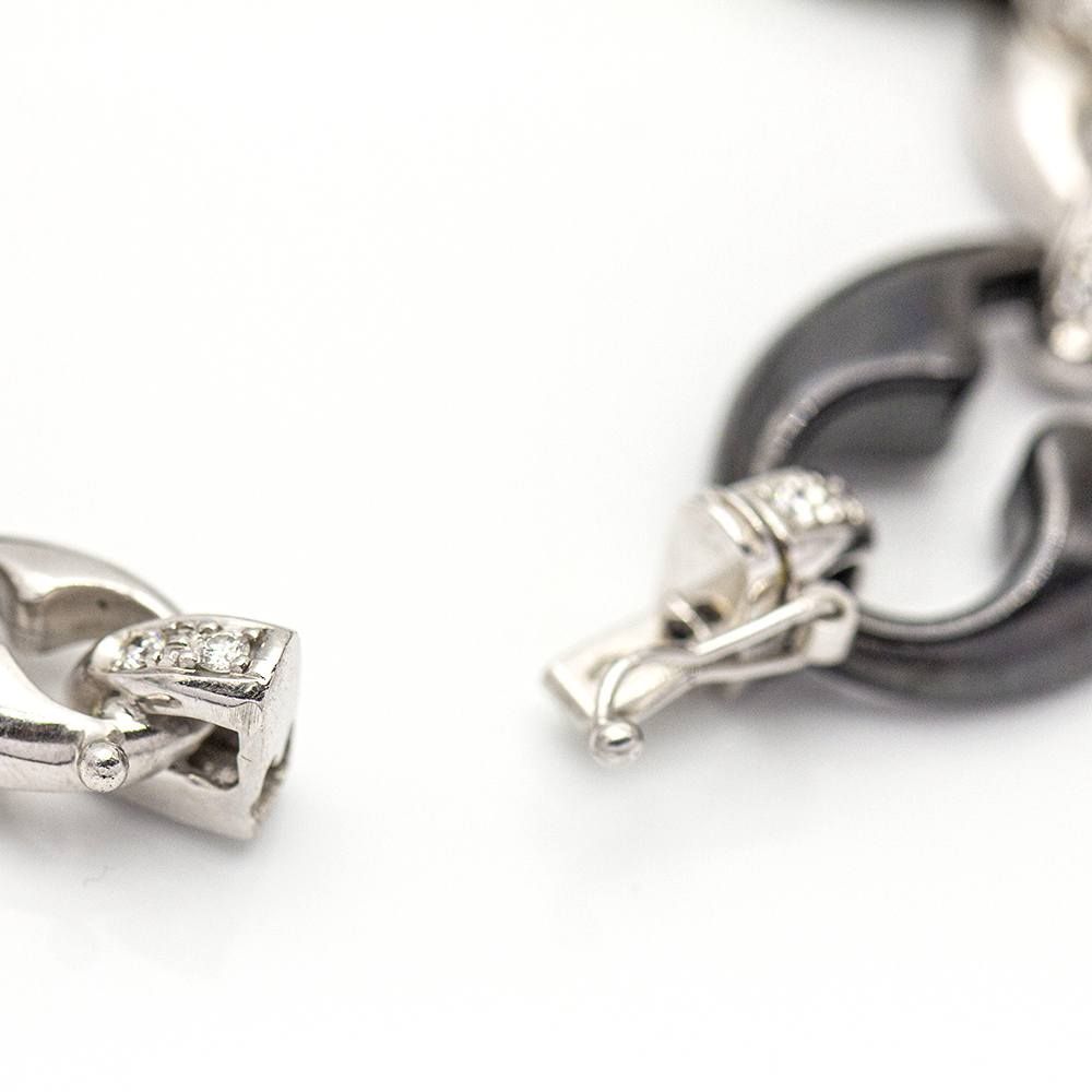 Bracelet en or et céramique noire avec diamants