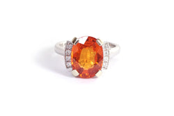 Bague grenat mandarin en or