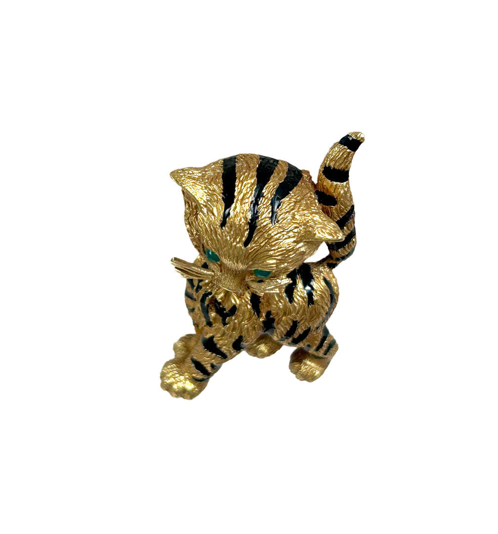 VAN CLEEF & ARPELS “Chaton Malin” pin brooch by GEORGES LENFANT in yellow gold, black enamel and chrysoprases
