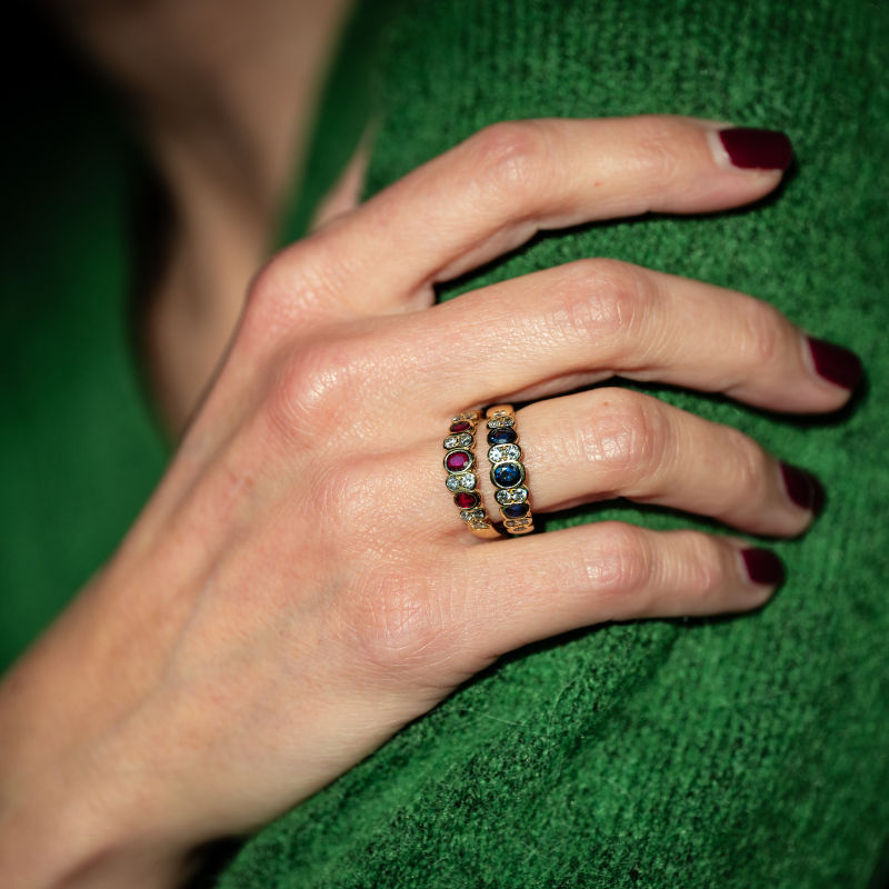 Bague VAN CLEEF & ARPELS en or jaune et saphirs