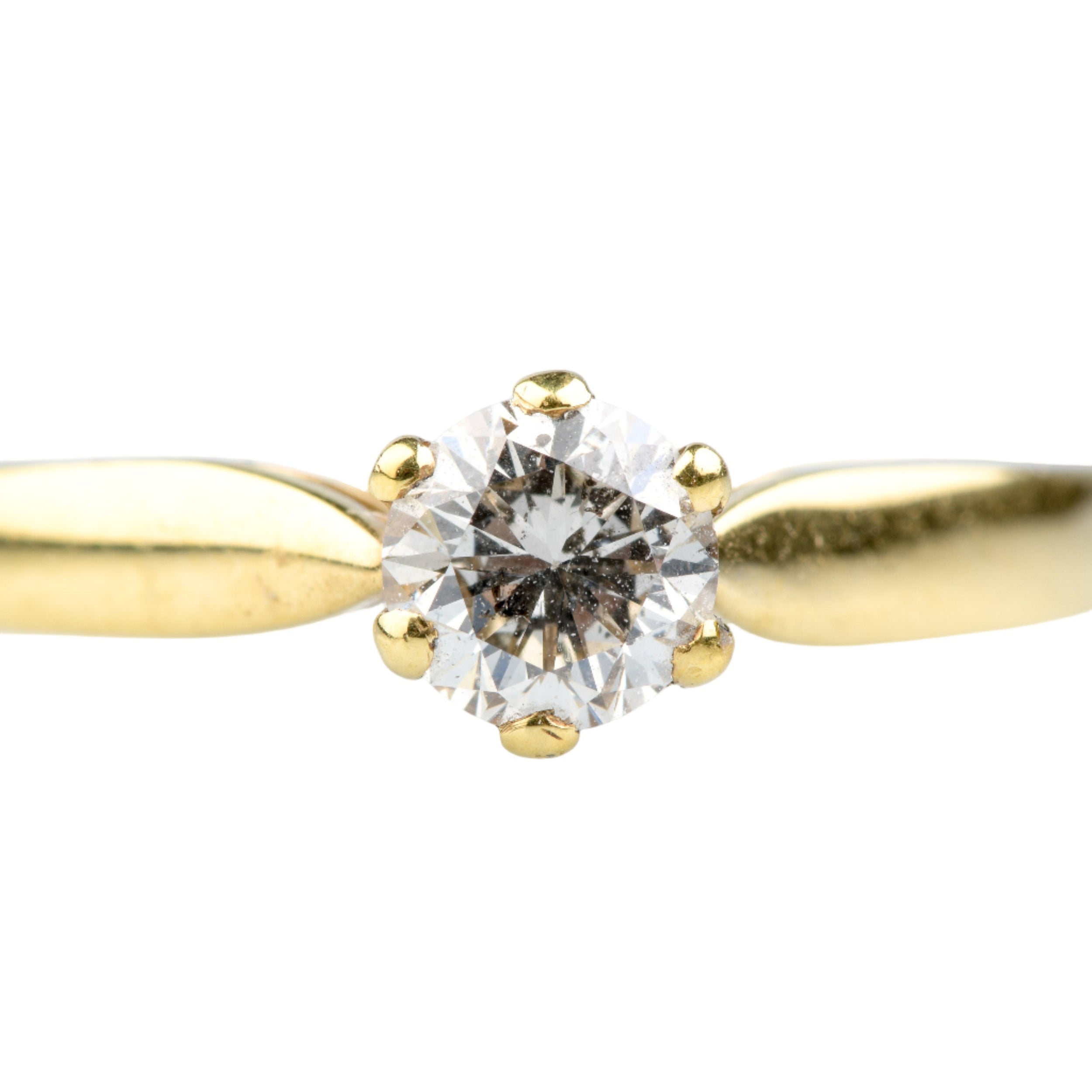 Bague solitaire en or jaune et diamant
