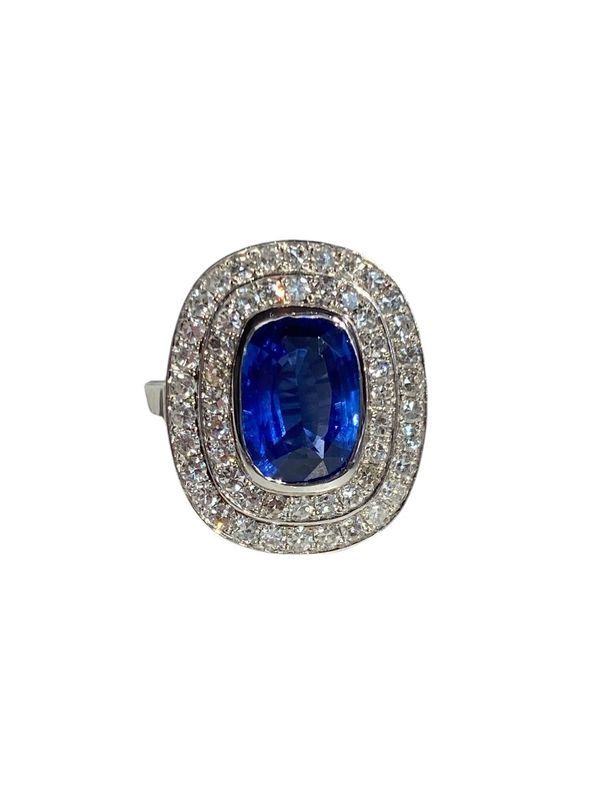 Bague en or blanc 18k saphir et diamants