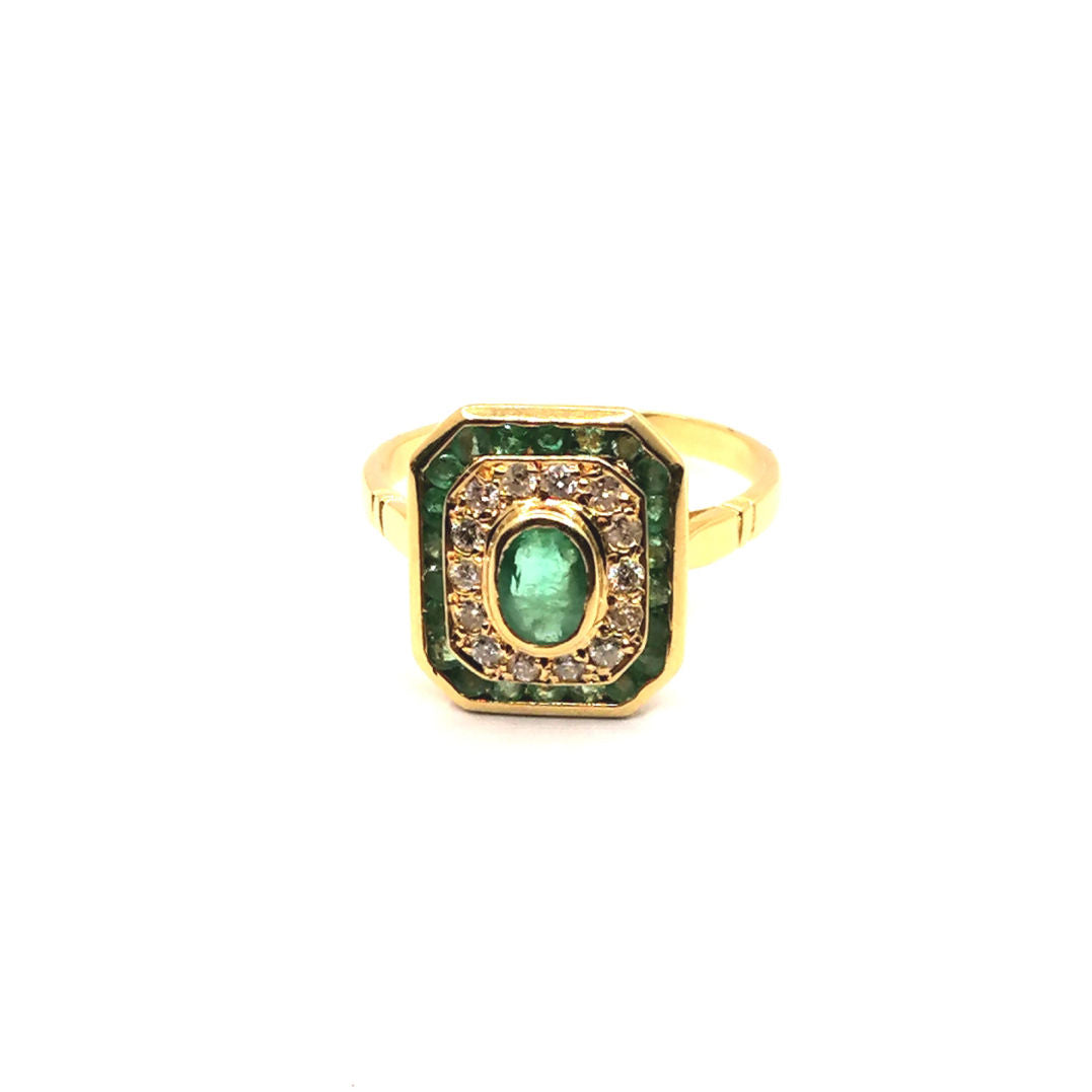 Vintage emerald and diamond ring