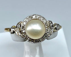 Bague en or blanc, perle et diamants