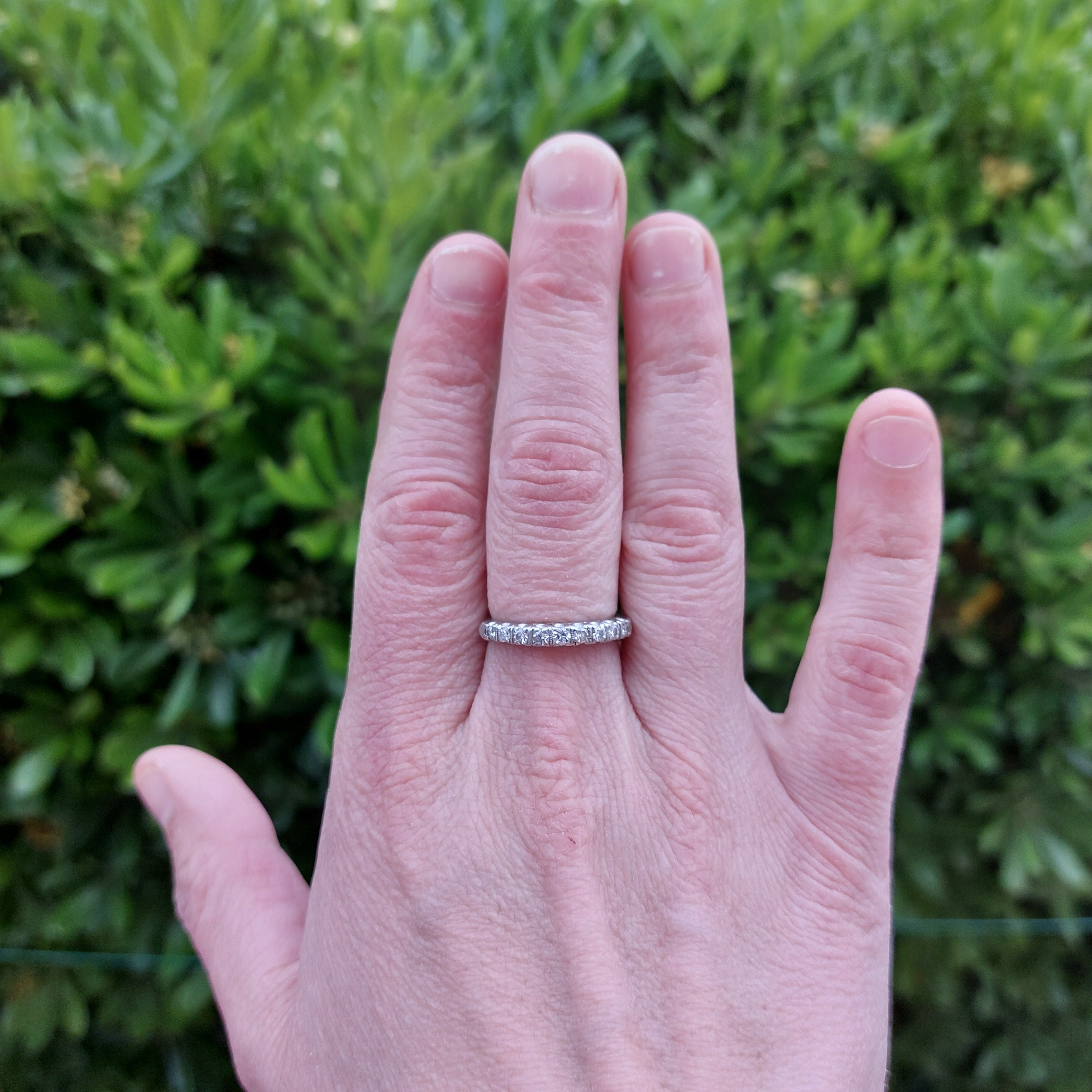 Alliance ring in platinum and diamonds