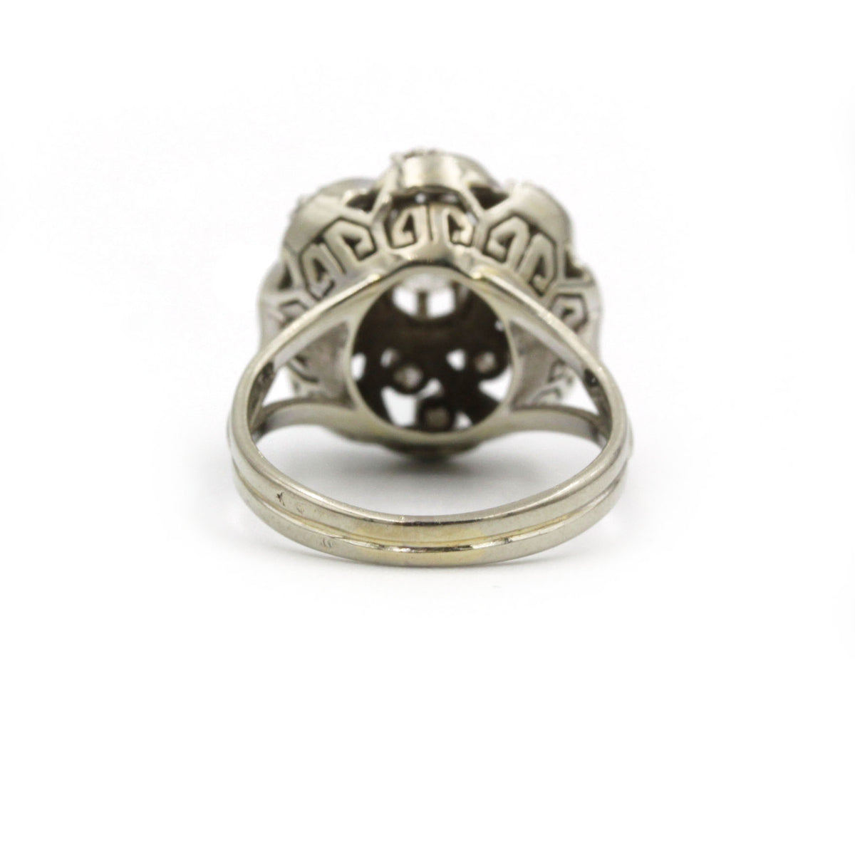 Daisy Ring - White Gold, Platinum &amp; Diamonds