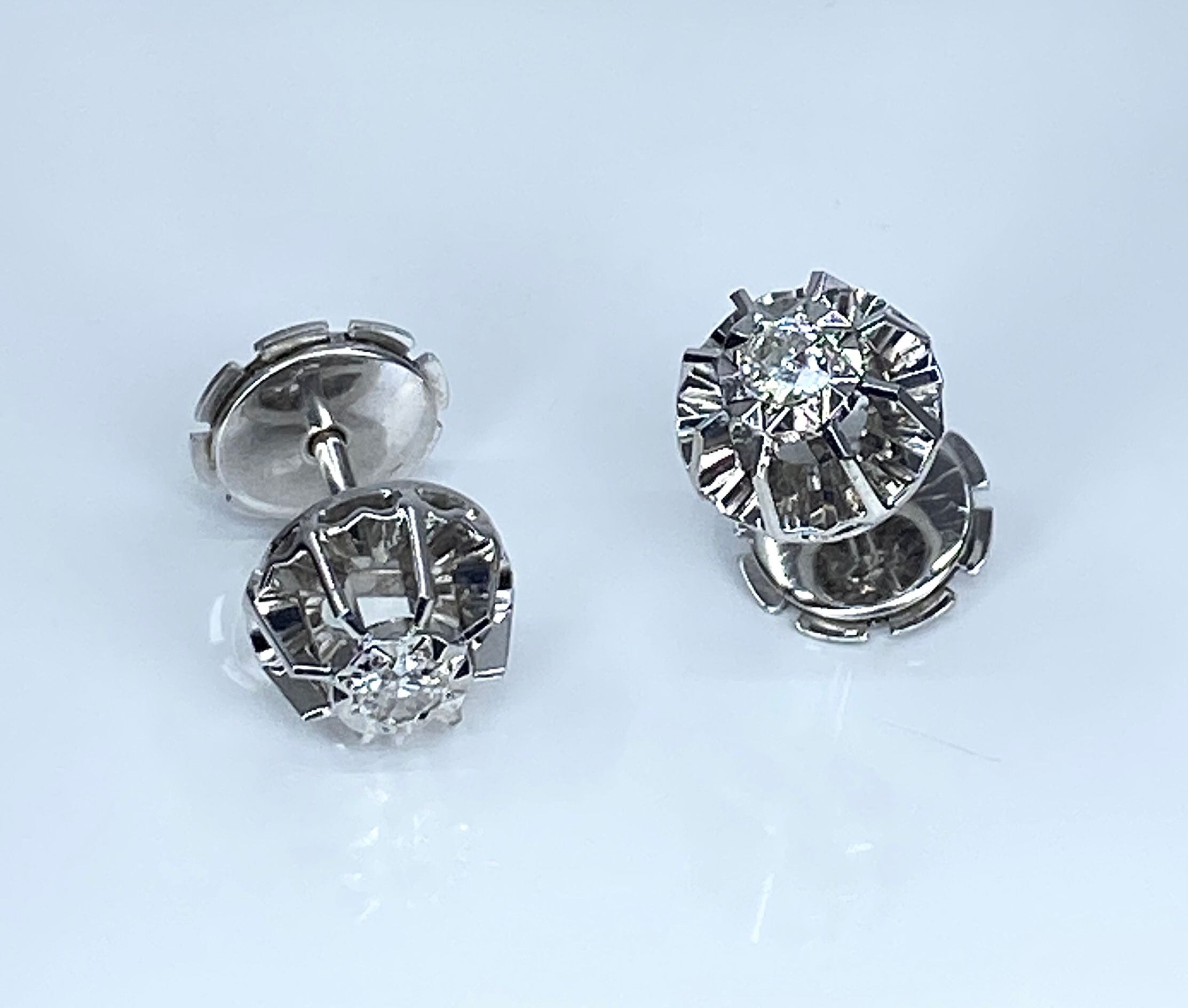 Boucles d'oreilles en or blanc et diamants