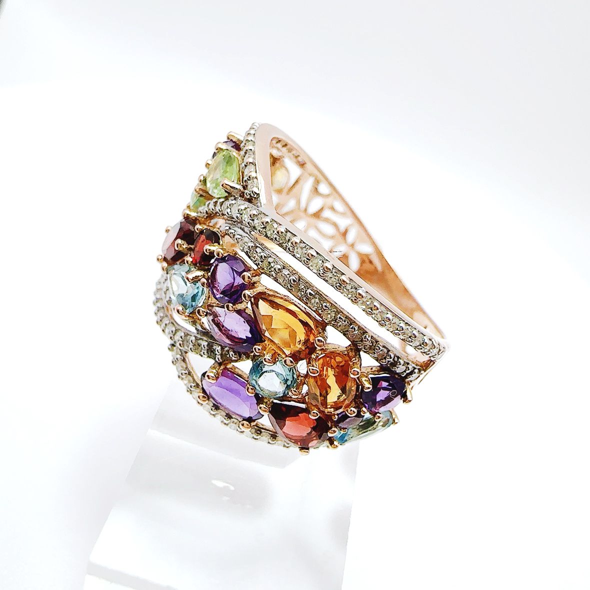 Tutti Frutti ring in rose gold and diamonds